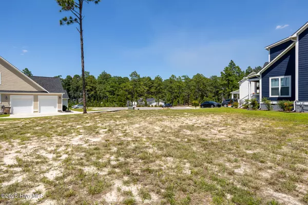 Southern Pines, NC 28387,535 Vintage LN