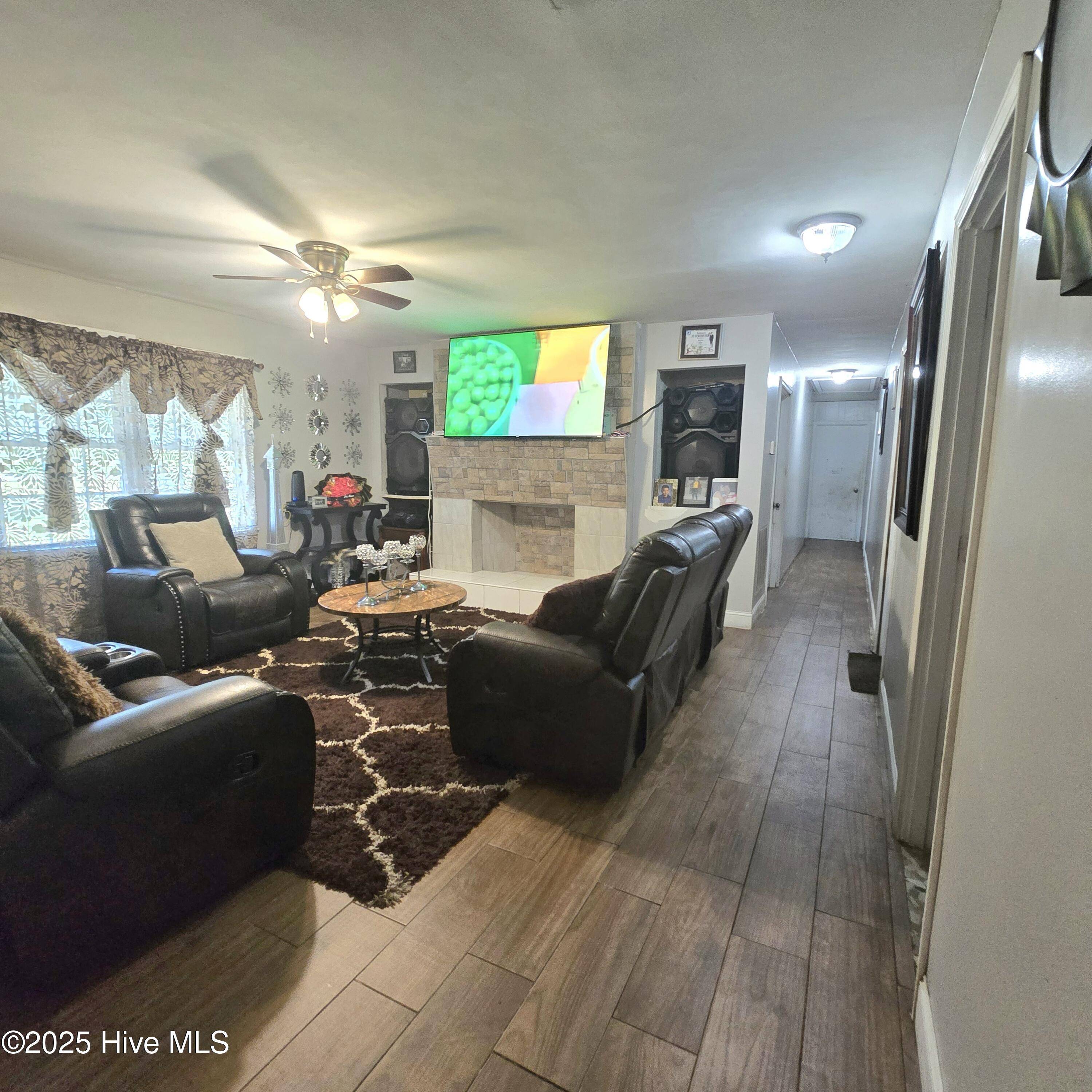 Magnolia, NC 28453,188 Bonham RD