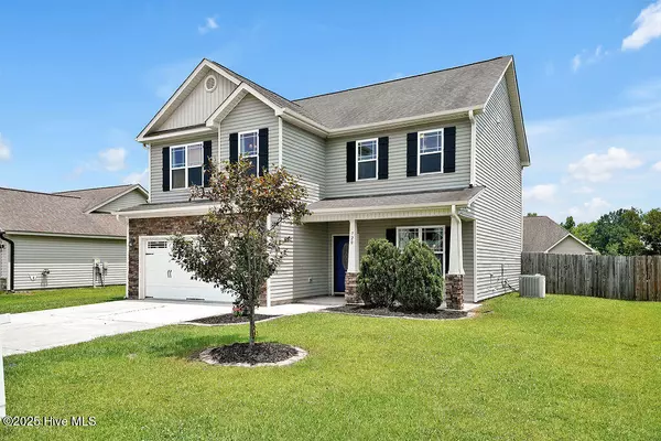 Jacksonville, NC 28546,720 Radiant DR