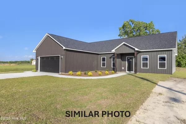 Richlands, NC 28574,416 Wade DR