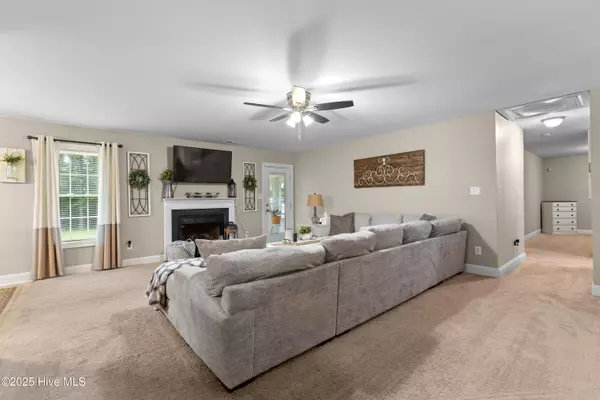 Richlands, NC 28574,106 Camellia Creek DR