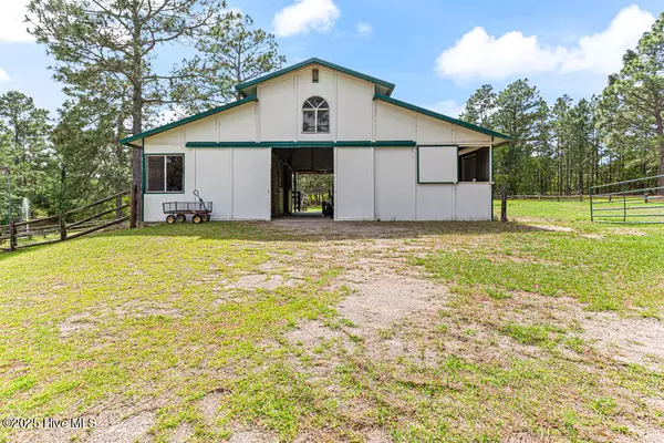 Vass, NC 28394,334 Hennings DR