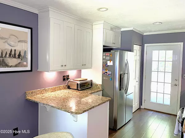 Southern Pines, NC 28387,735 N Bennett ST #A