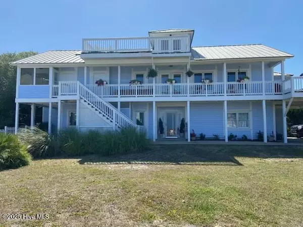 205 E AVE, Kure Beach, NC 28449