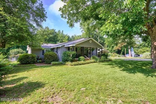 Maxton, NC 28364,20920 Old Lumberton RD