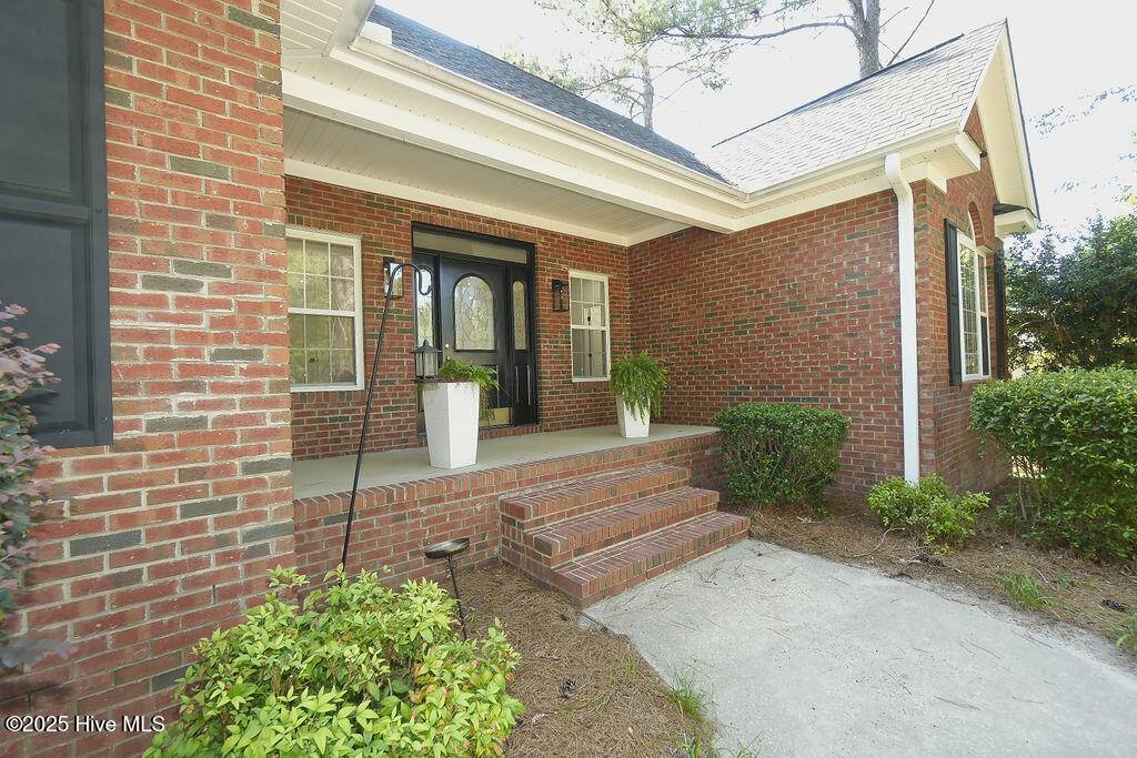 Whispering Pines, NC 28327,145 Royal Woods WAY