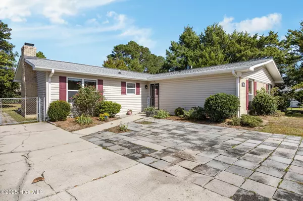 Jacksonville, NC 28540,110 Baysden DR