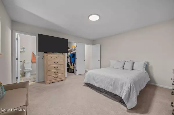 Jacksonville, NC 28540,110 Baysden DR