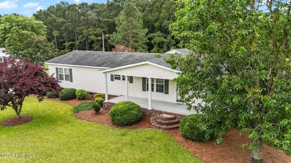 Hookerton, NC 28538,484 Brick Kitchen RD