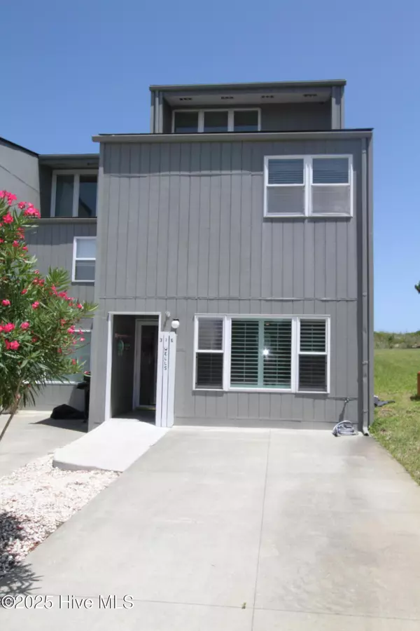2106 E Fort Macon RD #316, Atlantic Beach, NC 28512