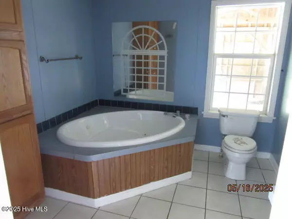 Chinquapin, NC 28521,371 Eneas Lanier RD