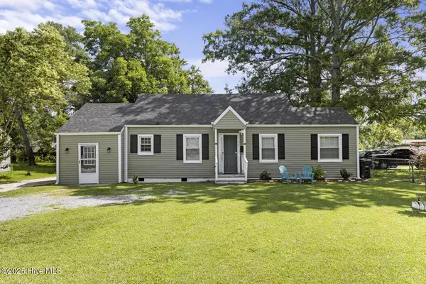206 Sherwood RD, Jacksonville, NC 28540