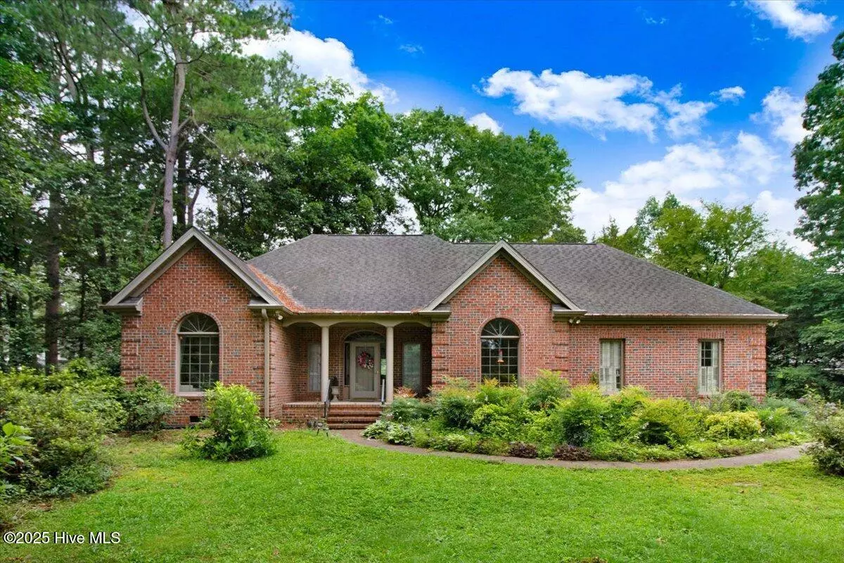 Goldsboro, NC 27534,104 Tall Pines PL