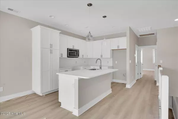 Carolina Beach, NC 28428,822 Kenneth AVE #1