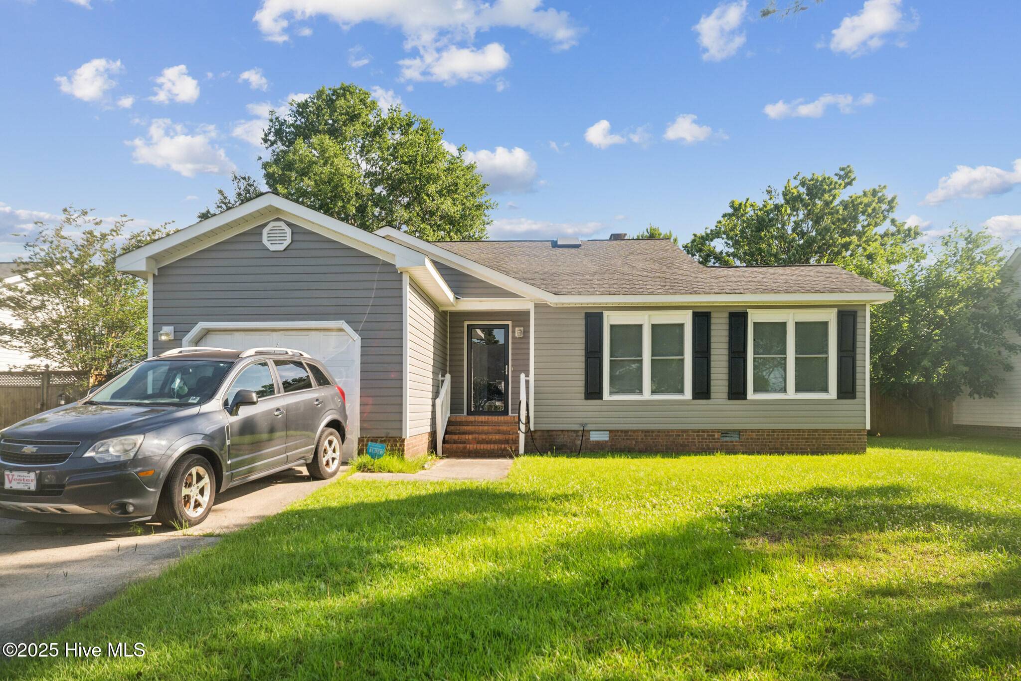 605 Channel DR, Winterville, NC 28590