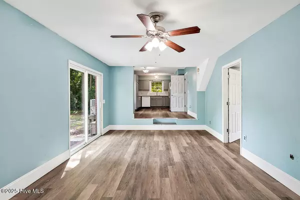Castle Hayne, NC 28429,32 Twin Oaks DR