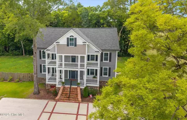 902 College ST, Vanceboro, NC 28586