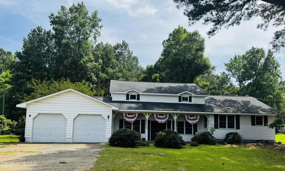 8001 W Main Street, Williamston, NC 27892