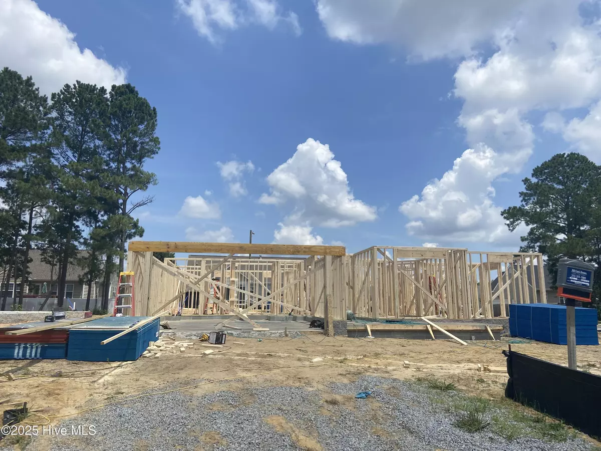 Winterville, NC 28590,2109 Rhinestone DR