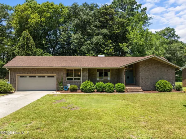 102 Brinkley RD, Greenville, NC 27858
