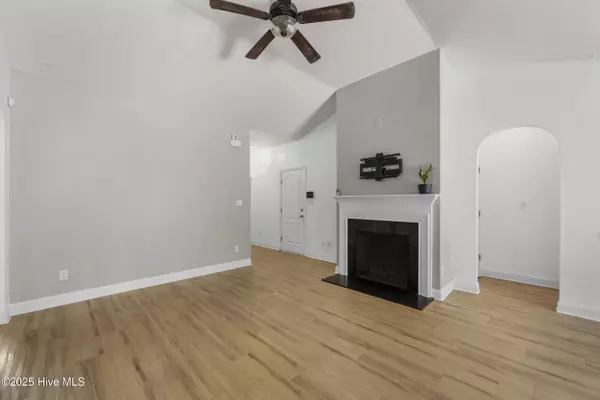 Hubert, NC 28539,508 Pepperwood LN