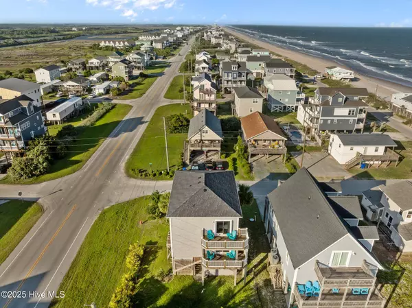 North Topsail Beach, NC 28460,8202 5th AVE