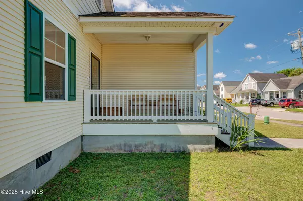Wilmington, NC 28401,1520 King ST