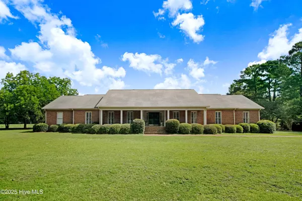 3509 Lakeview TRL, Kinston, NC 28504