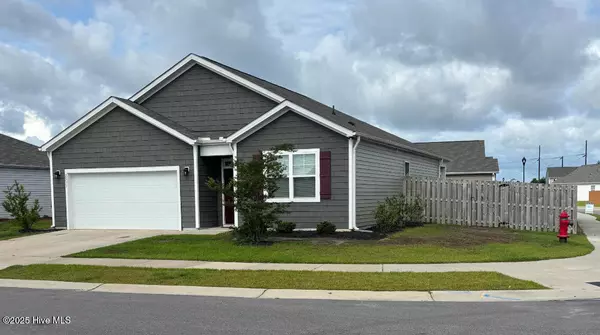 2533 Down Stream LN, Wilmington, NC 28401