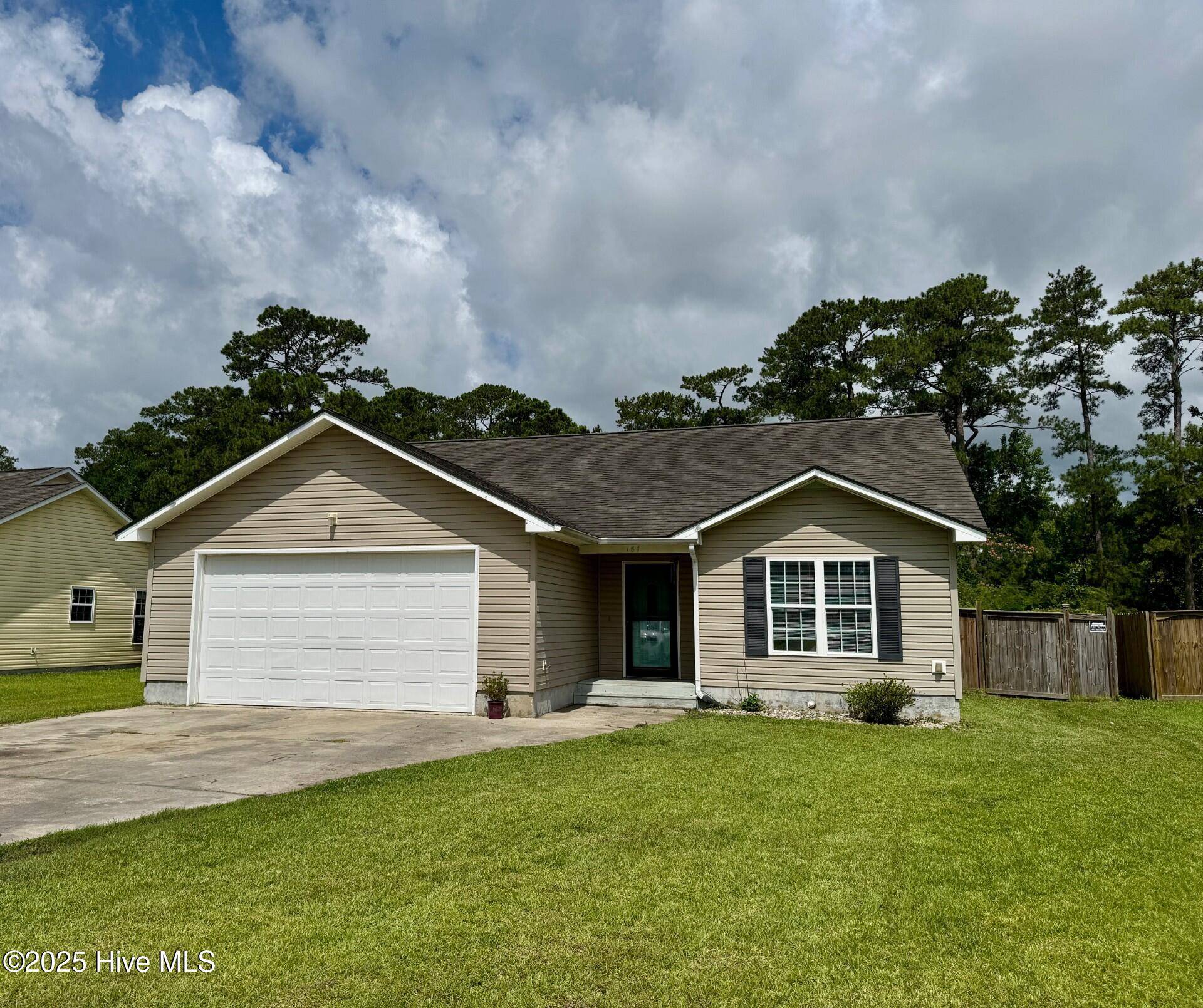 187 Norris RD, Swansboro, NC 28584