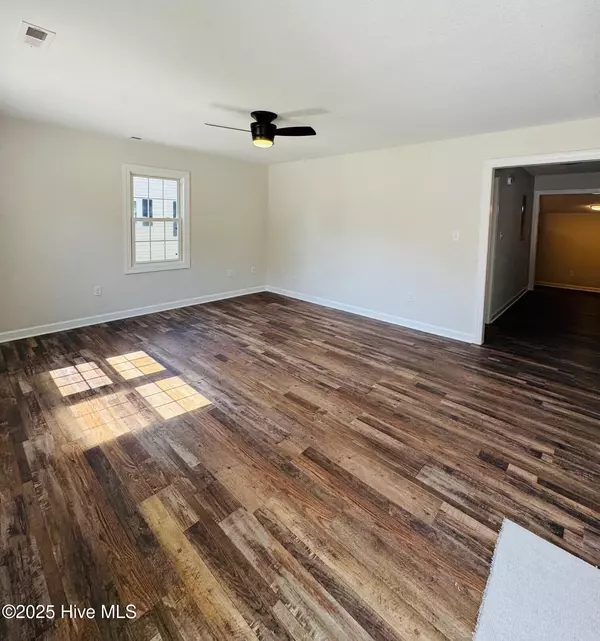 Elizabeth City, NC 27909,205 Simpson ST