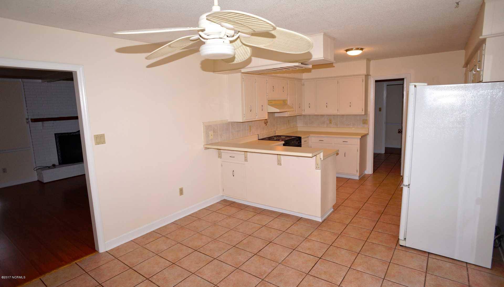 Trent Woods, NC 28562,2209 Foxhorn