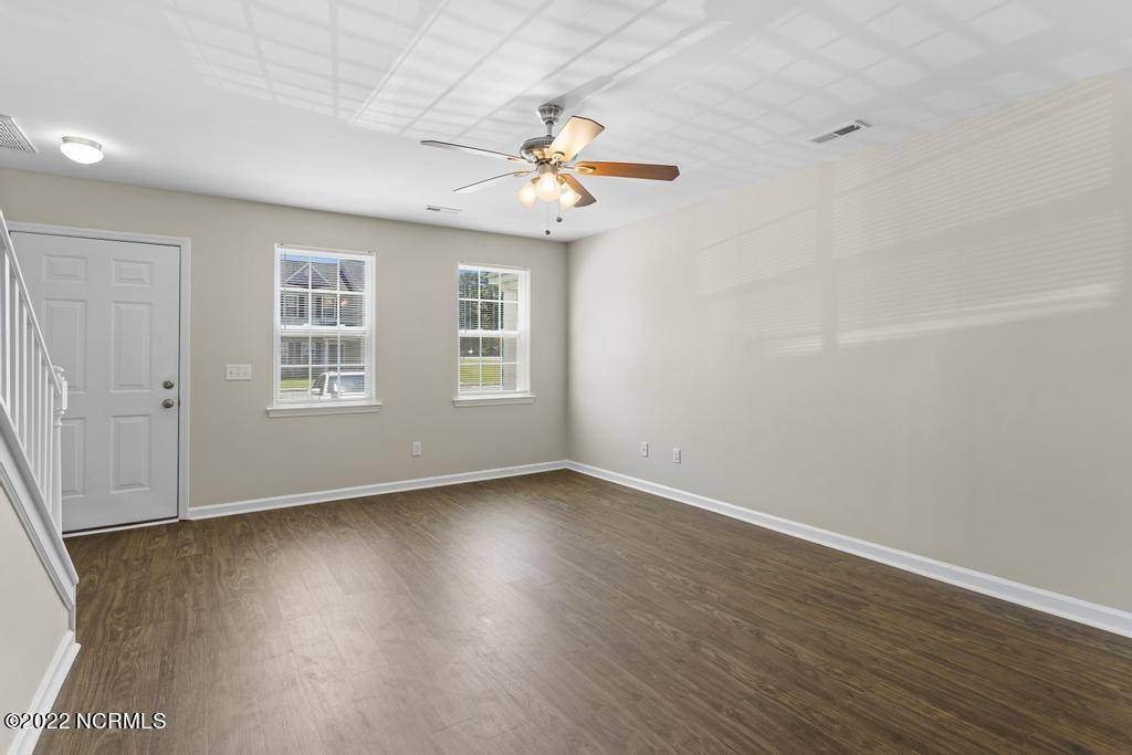 Richlands, NC 28574,113 Virginias Landing CT
