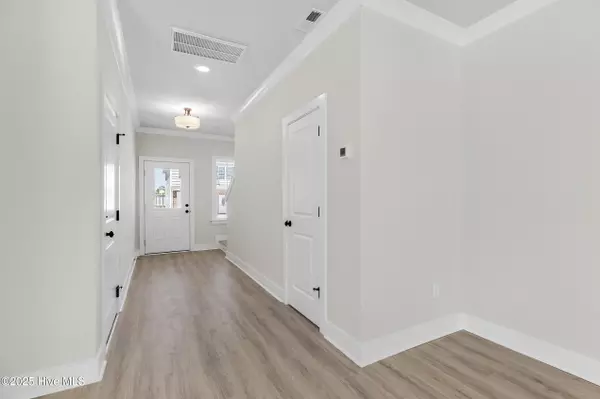 Surf City, NC 28445,208 Triton LN