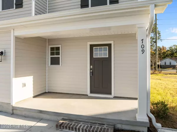 Greenville, NC 27858,709 Oleander DR