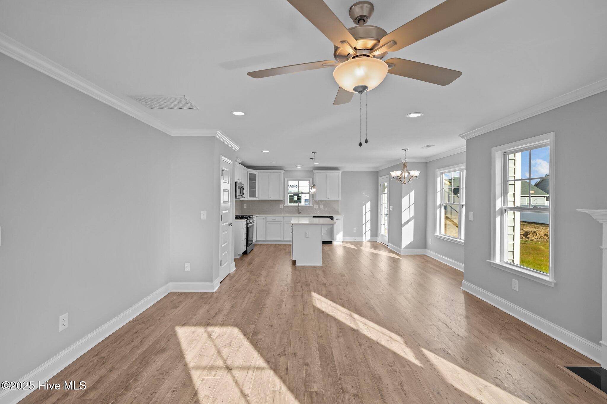 Greenville, NC 27858,709 Oleander DR