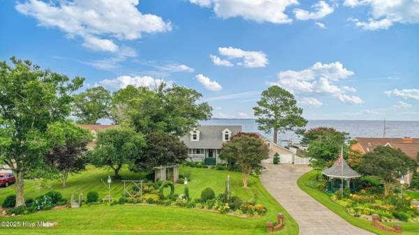 188 Baxter Estates RD, Moyock, NC 27958