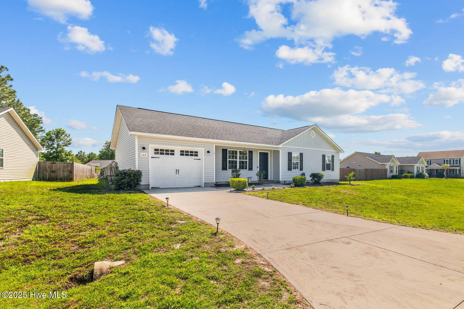 Hubert, NC 28539,105 Marina Leigh DR