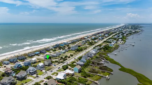 Emerald Isle, NC 28594,2013 Emerald DR