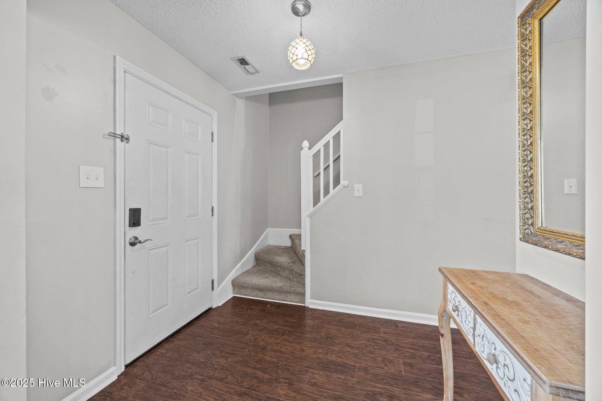 Jacksonville, NC 28546,408 Eucalyptus LN