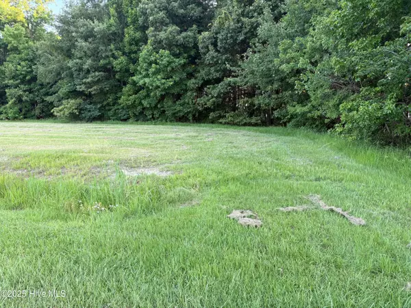 489 Pointe Vista DR, Elizabeth City, NC 27909