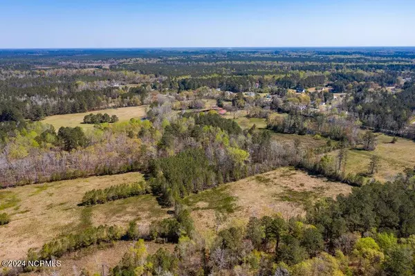 Rocky Point, NC 28457,884 Cheshire RD