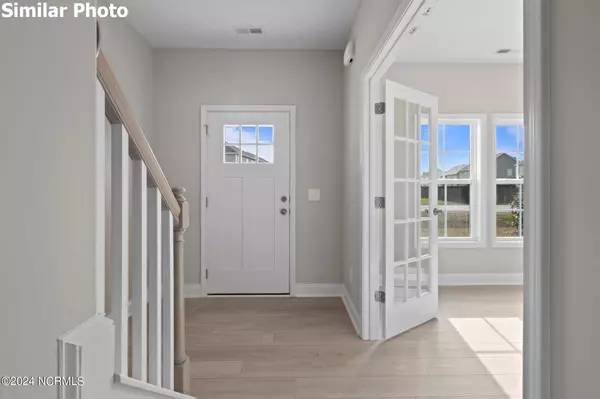 Hubert, NC 28539,911 Wild Azalea WAY