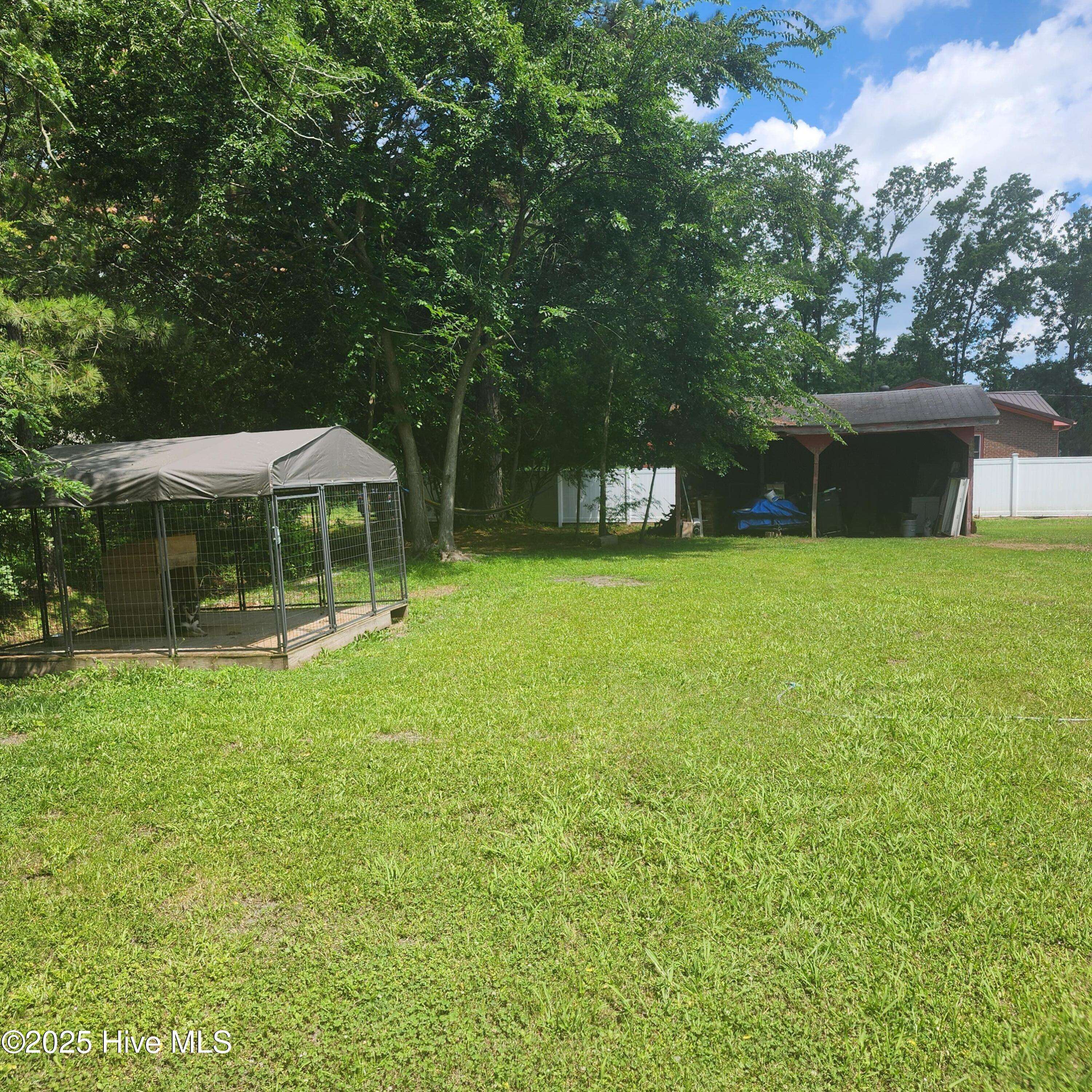 Magnolia, NC 28453,104 Blanton ST