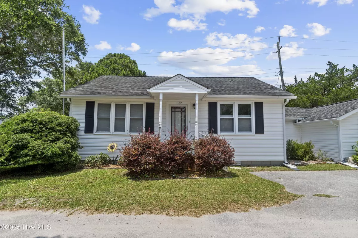 Beaufort, NC 28516,109 Sunshine CT