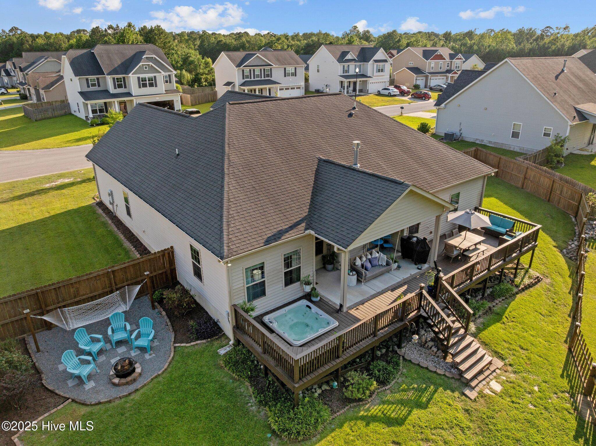 Jacksonville, NC 28546,122 Mittams Point DR