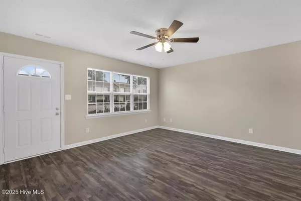 Swansboro, NC 28584,25 Pirates Cove DR
