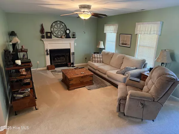 Newport, NC 28570,105 White Doe CT