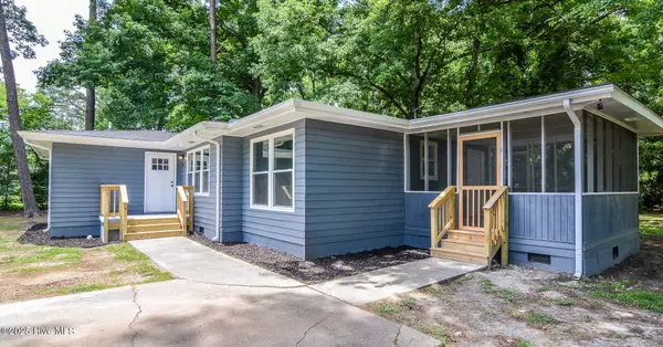 Enfield, NC 27823,305 Bell ST