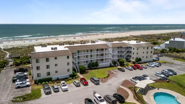 Emerald Isle, NC 28594,10300 Coast Guard RD #103 A